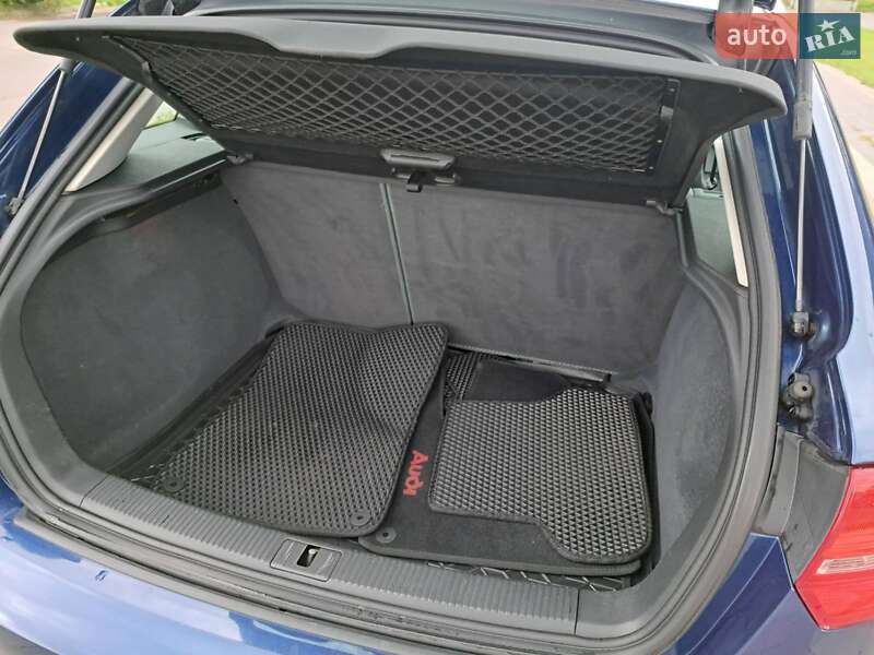Хэтчбек Audi A3 2011 в Киверцах