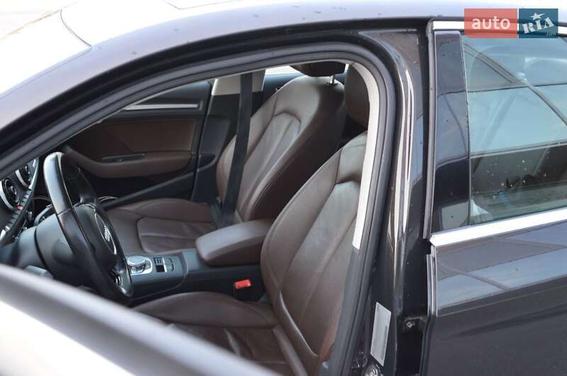Седан Audi A3 2014 в Киеве