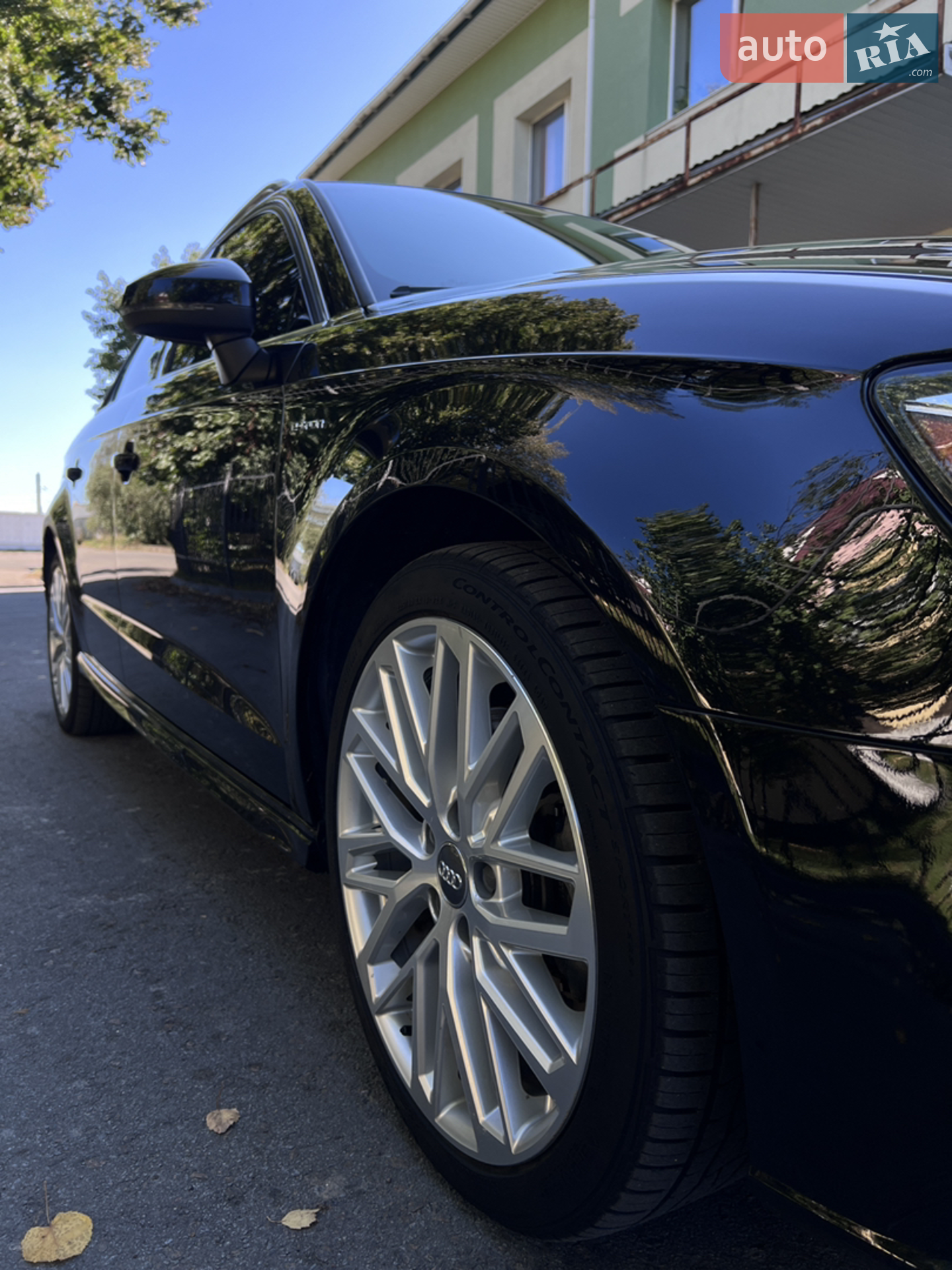 Audi A3 2017 VIN WAUTPBFF1JA079414 фото оголошення 3 з 50
