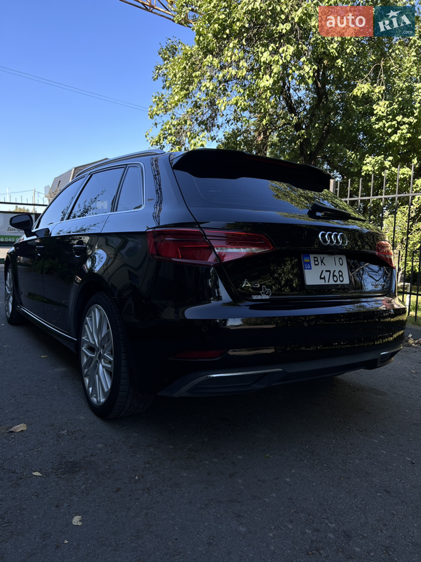 Audi A3 2017 VIN WAUTPBFF1JA079414 фото оголошення 6 з 50