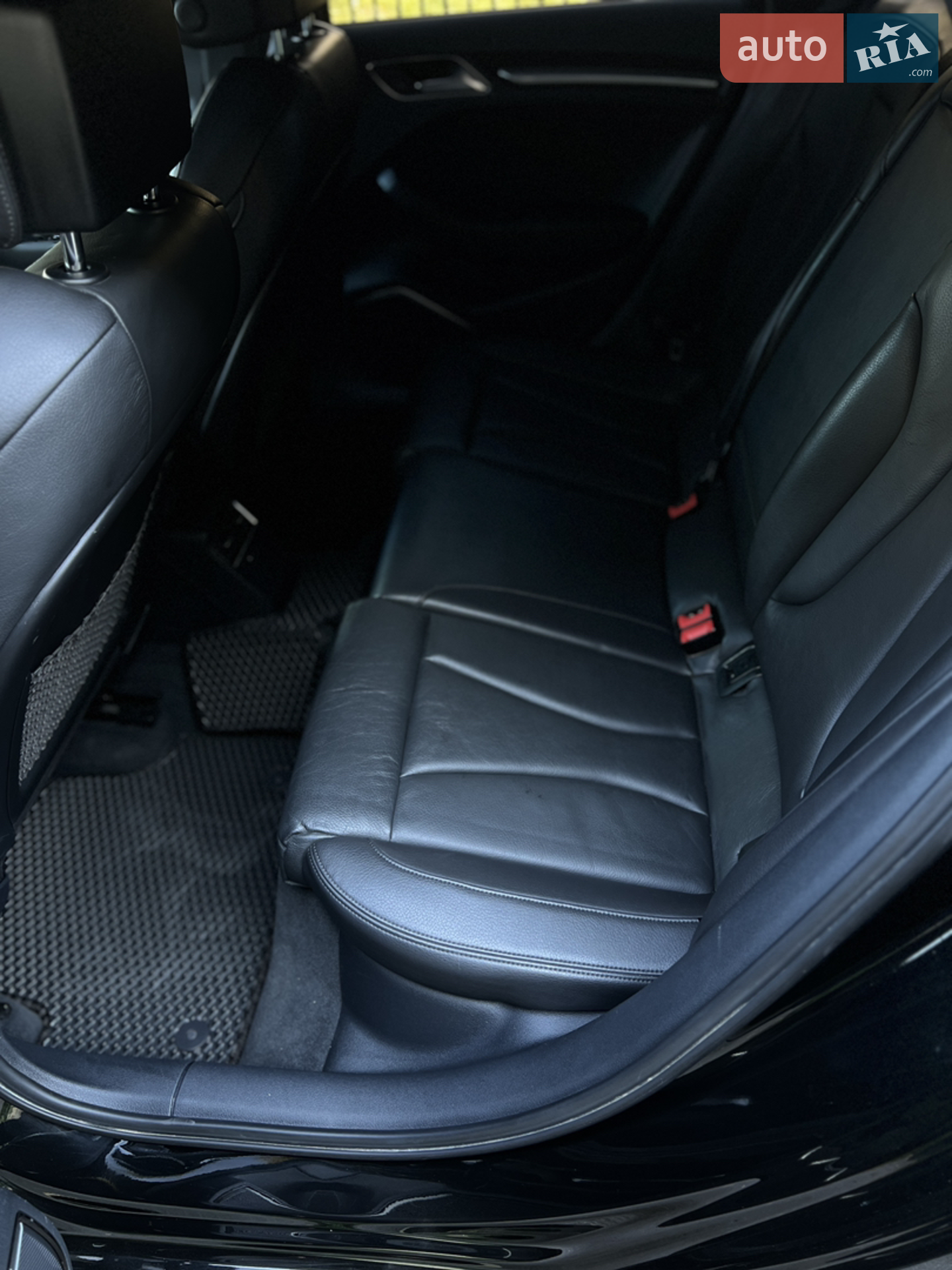 Audi A3 2017 VIN WAUTPBFF1JA079414 фото оголошення 30 з 50