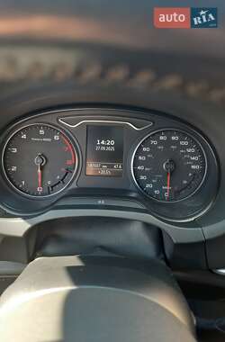 Седан Audi A3 2014 в 