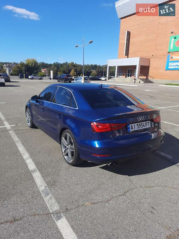 Седан Audi A3 2014 в Киеве