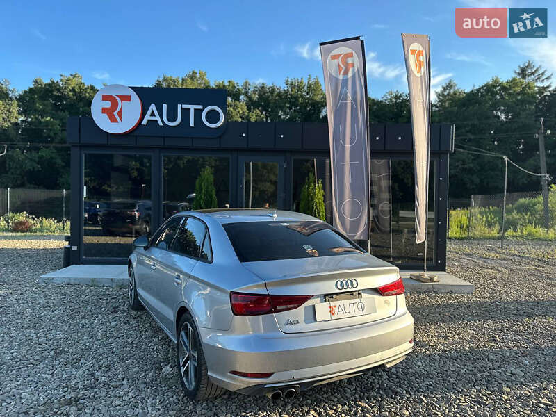 Седан Audi A3 2017 в Львові