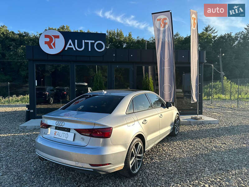 Седан Audi A3 2017 в Львові