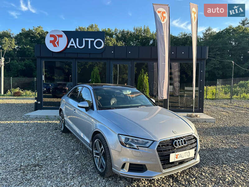 Седан Audi A3 2017 в Львові