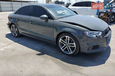 Седан Audi A3 2019 в 
