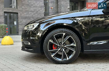 Седан Audi A3 2015 в 