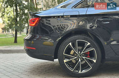 Седан Audi A3 2015 в 