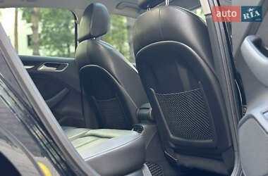 Седан Audi A3 2015 в 