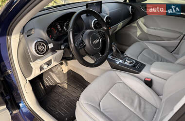 Седан Audi A3 2015 в 