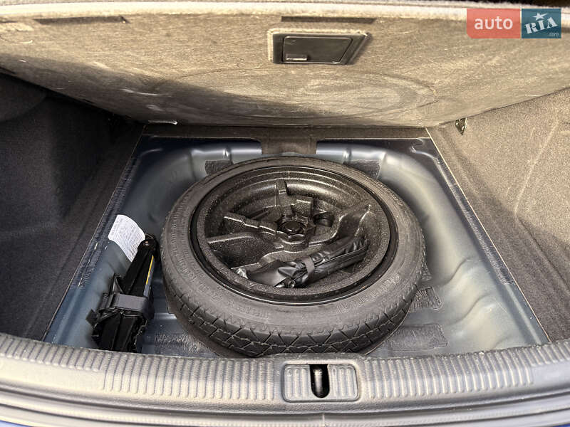 Седан Audi A3 2015 в Івано-Франківську