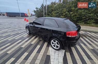 Хетчбек Audi A3 2005 в 