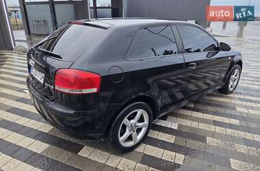 Хетчбек Audi A3 2005 в 