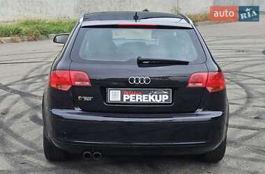 Хэтчбек Audi A3 2006 в 