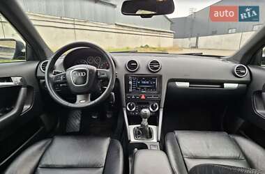 Хэтчбек Audi A3 2006 в 