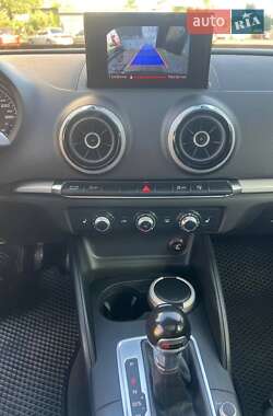 Хэтчбек Audi A3 2016 в 