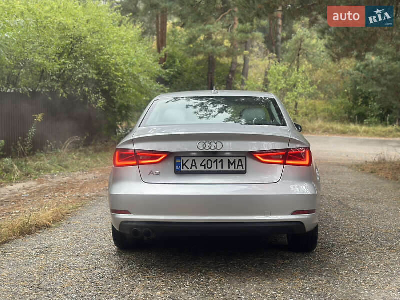 Седан Audi A3 2014 в Києві
