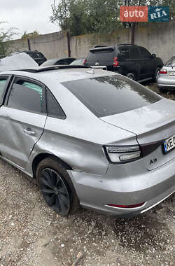 Седан Audi A3 2017 в 