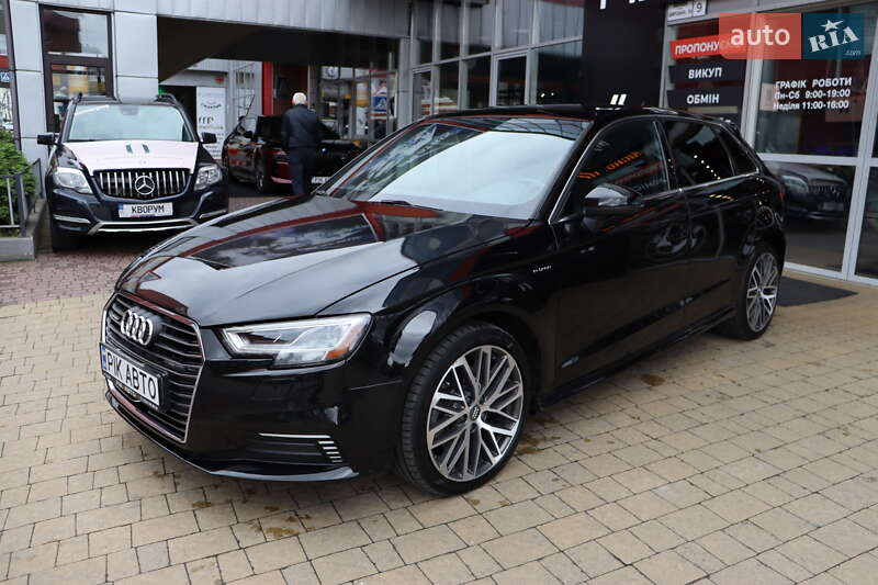 Хетчбек Audi A3 2018 в Львові