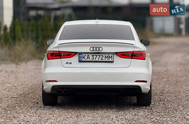 Седан Audi A3 2015 в 