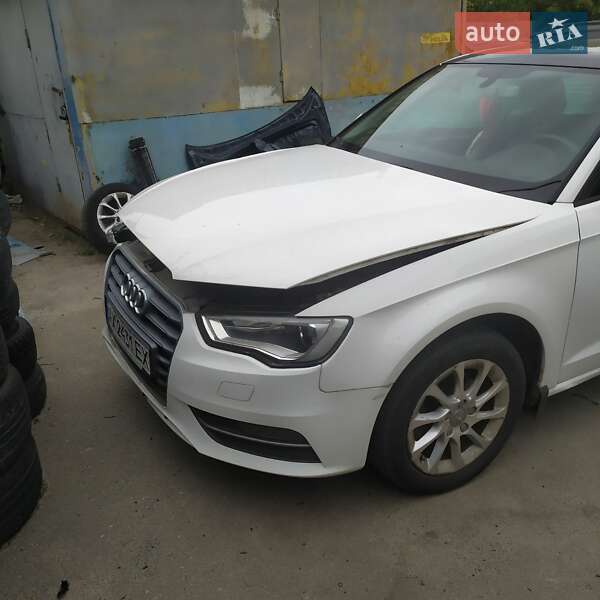 Хэтчбек Audi A3 2015 в Харькове