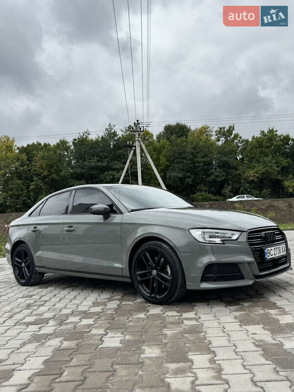 Седан Audi A3 2020 в Львові