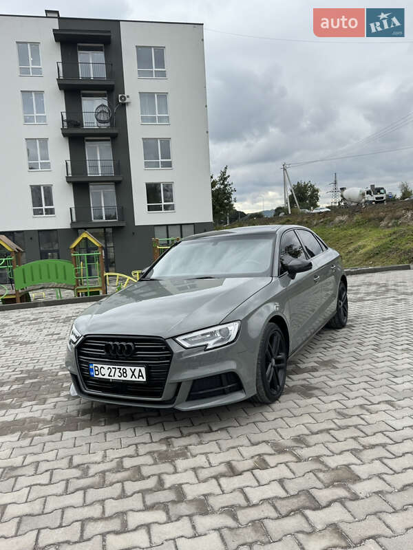 Седан Audi A3 2020 в Львові