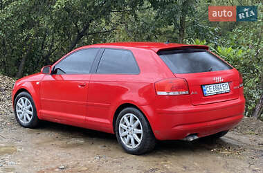 Хэтчбек Audi A3 2004 в 