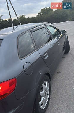 Хэтчбек Audi A3 2005 в 