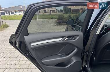 Седан Audi A3 2016 в 