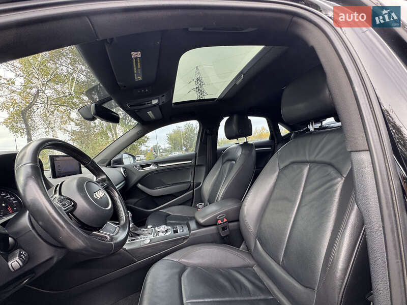 Седан Audi A3 2015 в Киеве