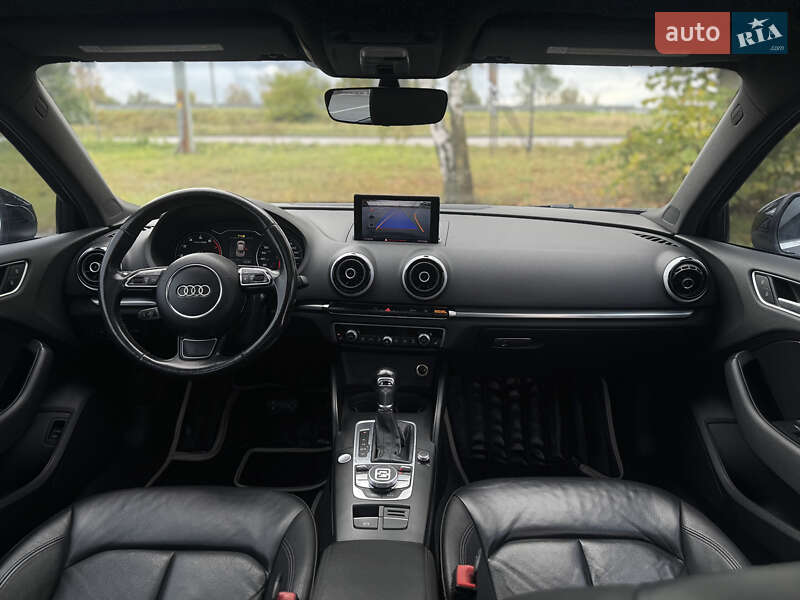 Седан Audi A3 2015 в Киеве