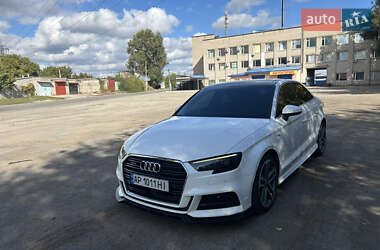 Седан Audi A3 2016 в 