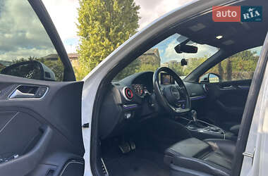 Седан Audi A3 2016 в 