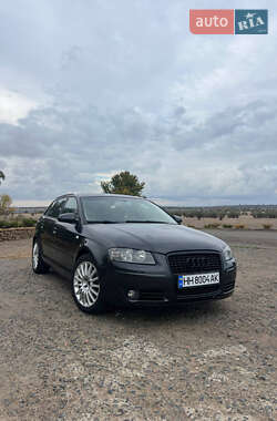 Хэтчбек Audi A3 2005 в 