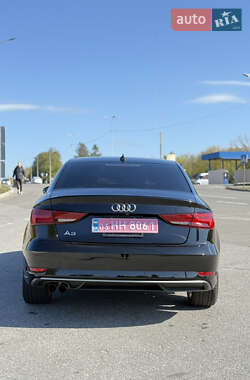 Седан Audi A3 2018 в 
