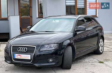 Хэтчбек Audi A3 2009 в 