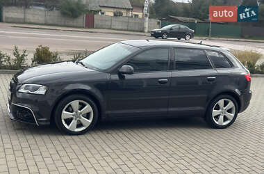 Хэтчбек Audi A3 2010 в 