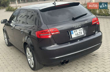 Хэтчбек Audi A3 2010 в 
