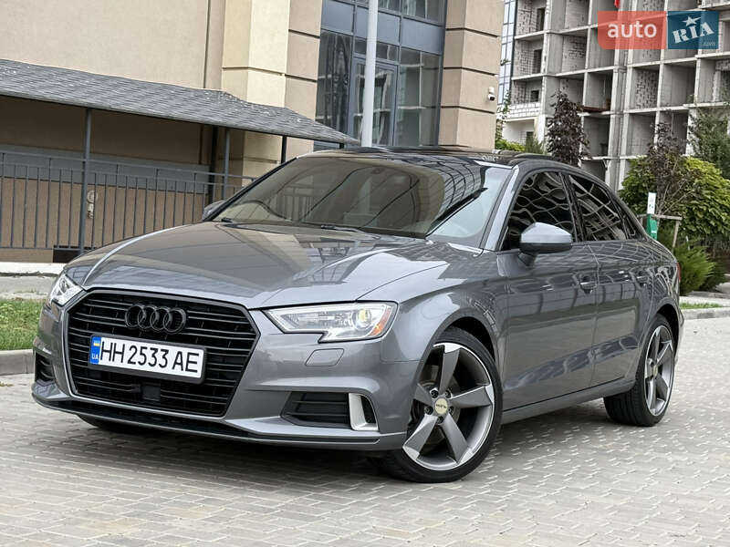 Седан Audi A3 2016 в Одессе