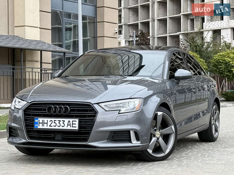 Седан Audi A3 2016 в Одессе