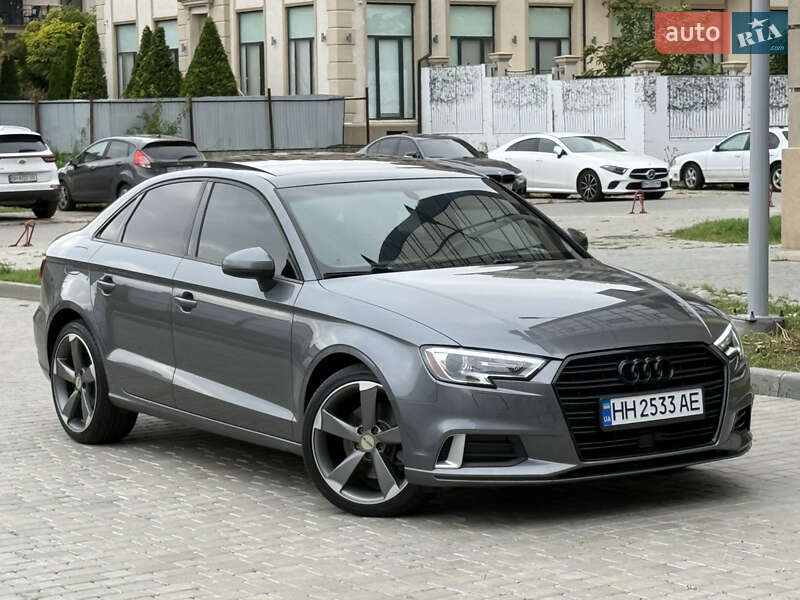 Седан Audi A3 2016 в Одессе