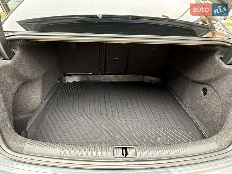 Седан Audi A3 2016 в Одессе