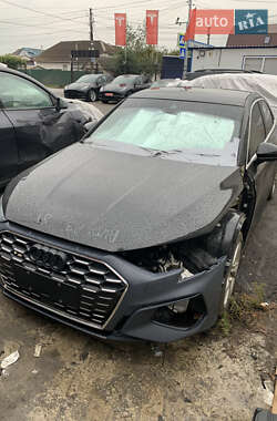 Седан Audi A3 2022 в 