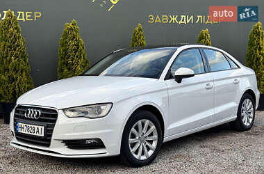 Седан Audi A3 2015 в Одессе