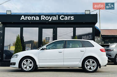 Хэтчбек Audi A3 2013 в 