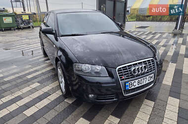 Хэтчбек Audi A3 2005 в 