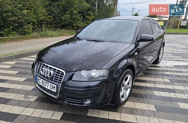 Хэтчбек Audi A3 2005 в 