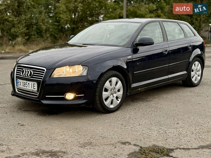 Хэтчбек Audi A3 2009 в 